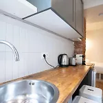 Studio cosy Love room - paris 18 -2P
